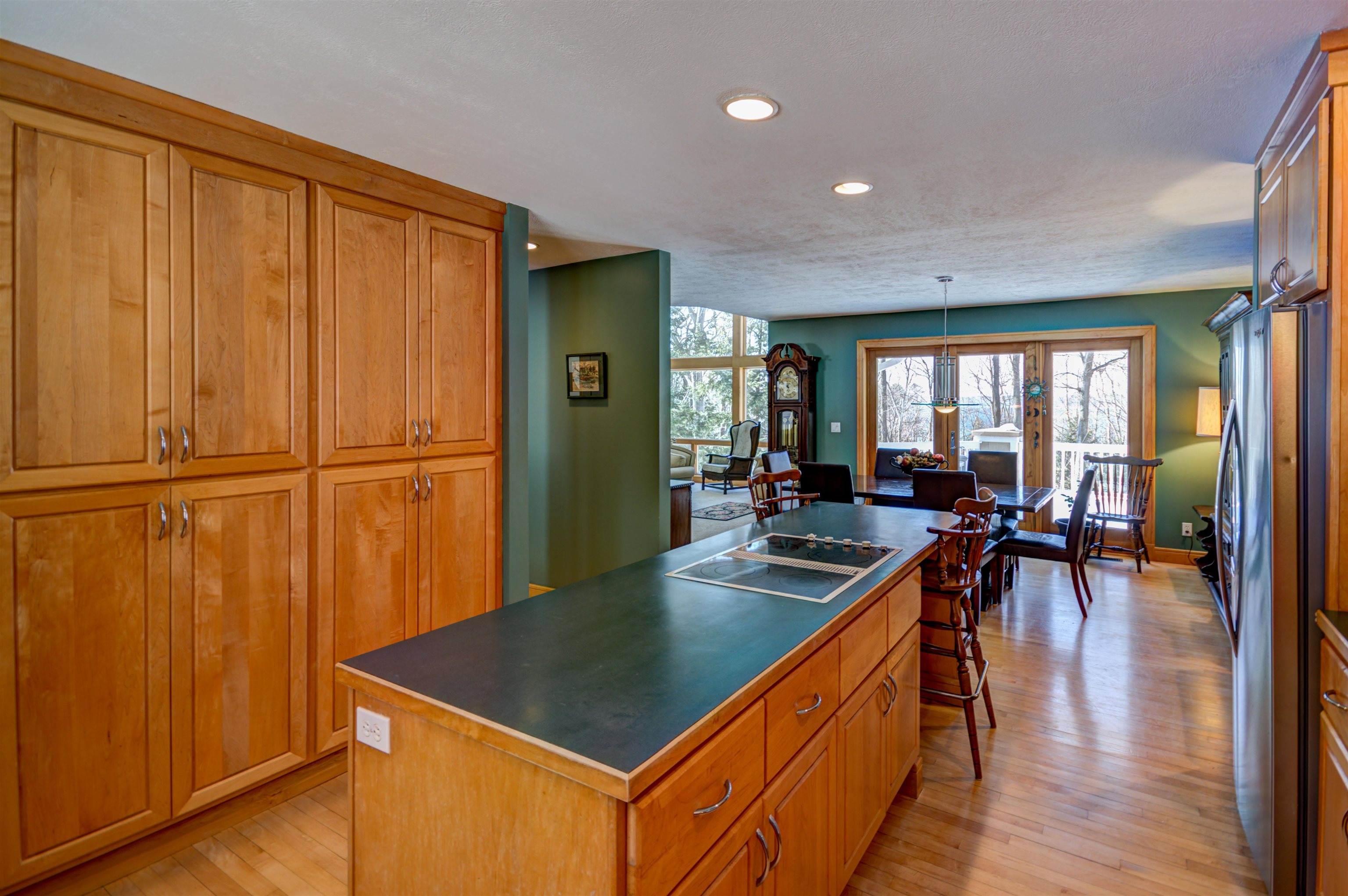 13434 Hedeen Road Traverse City, MI 49686 - Photo 19 of 42 1909212-19.JPG