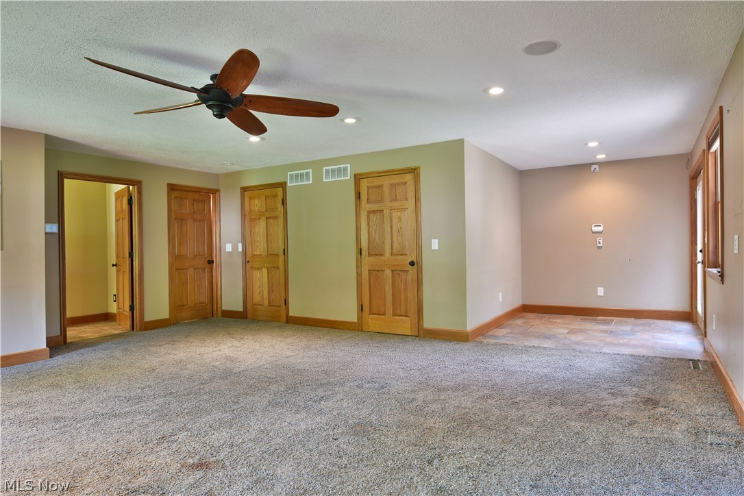 8637 Howland Springs Road Southeast Warren, OH 44484 - Photo 16 of 35 Gallery Image 16