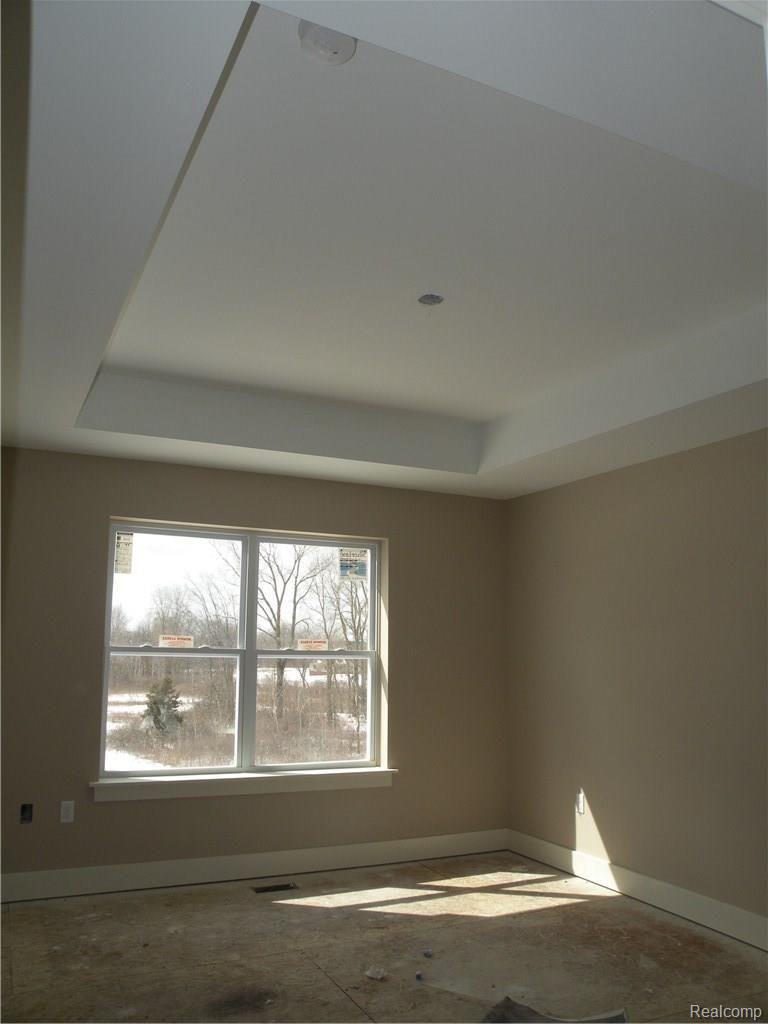 2775 Clivedon Road Howell, MI 48843 - Photo 12 of 25 DSCN3577.JPG