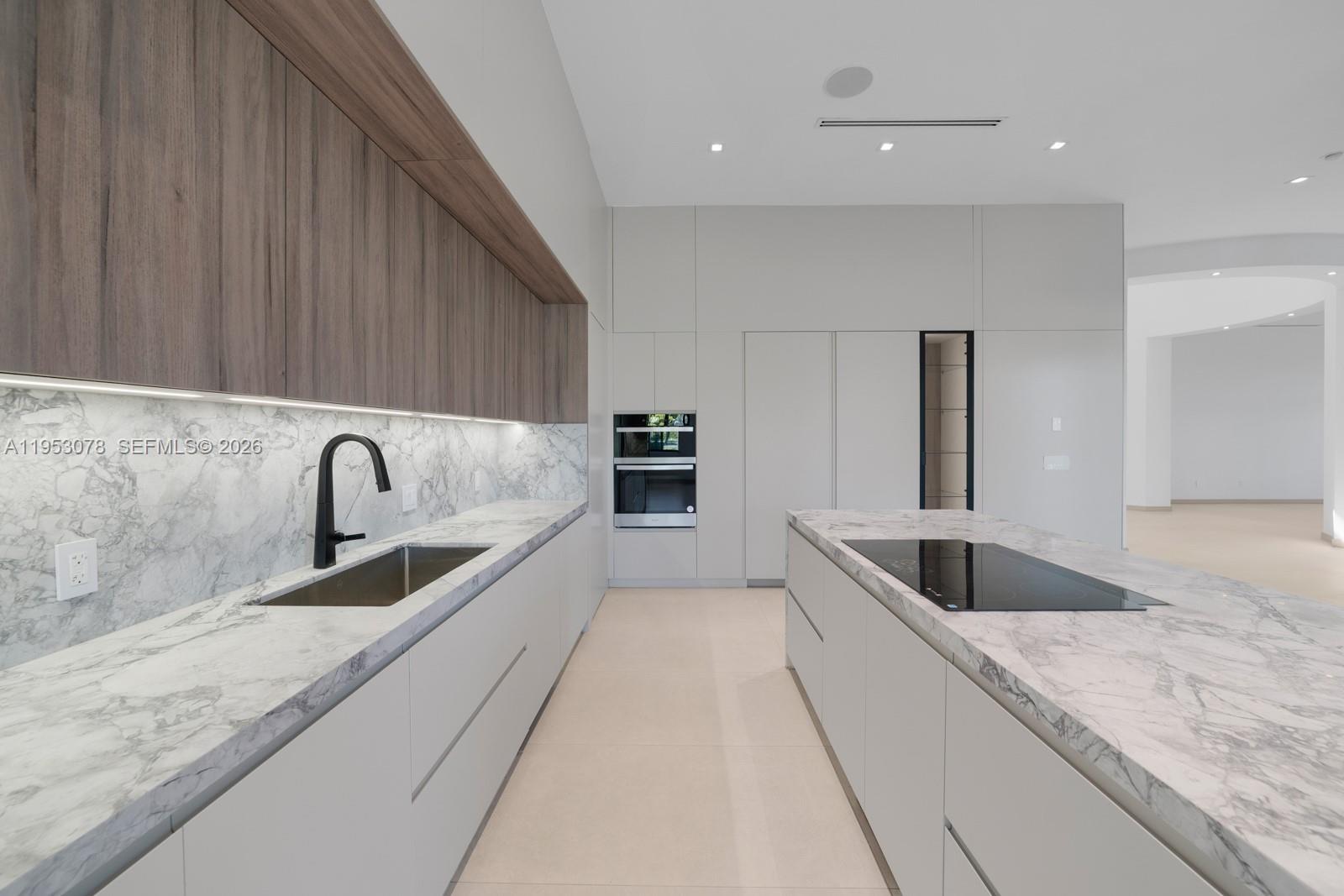 17805 Southwest 158th Street Miami, FL 33187 - Photo 9 of 60