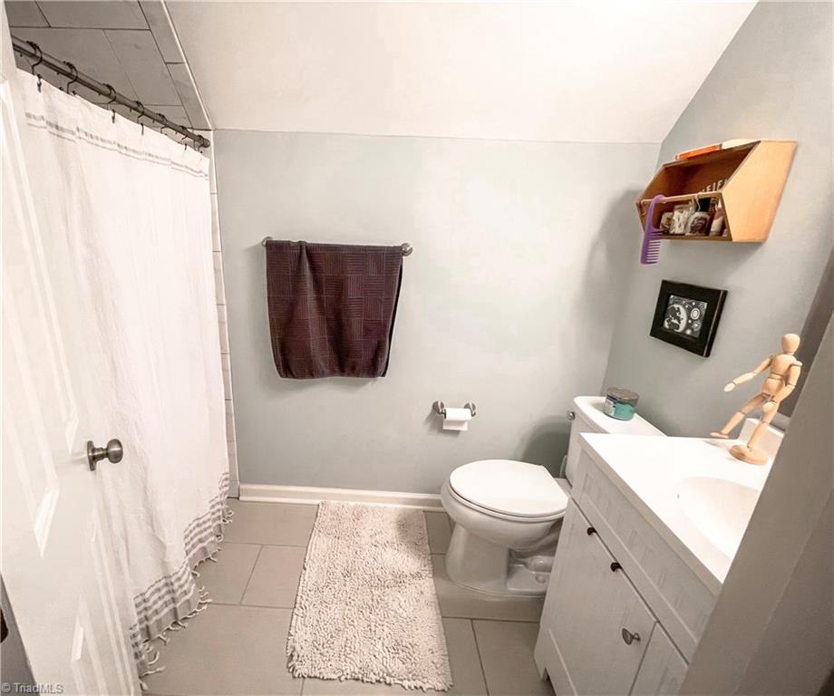 3933 Laurel Grove Road Winston-Salem, NC 27127 - Photo 18 of 22 2nd bathroom