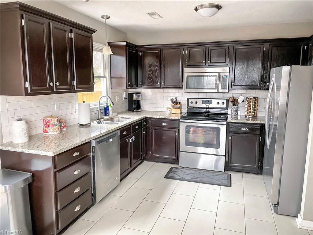 3933 Laurel Grove Road Winston-Salem, NC 27127 - Photo 9 of 22 kitchen