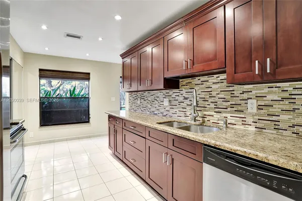 $2,850 | 2215 Northwest 45th Avenue, Unit 2215, Coconut Creek, FL 33066