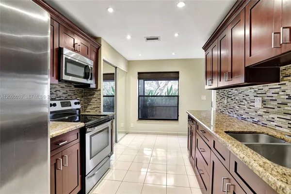 $2,850 | 2215 Northwest 45th Avenue, Unit 2215, Coconut Creek, FL 33066