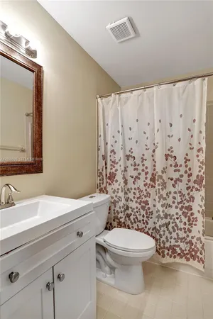 $2,850 | 2215 Northwest 45th Avenue, Unit 2215, Coconut Creek, FL 33066