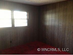 524 Jackson Loop Road Flat Rock, NC 28731 - Photo 6 of 9 Gallery Image 6