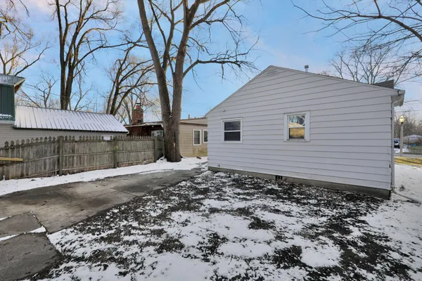 $109,900 | 4927 Starr Avenue, Lansing, MI 48910