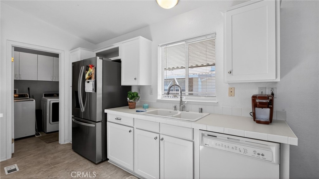 9395 Harritt Road, Unit 62 Lakeside, CA 92040 - Photo 11 of 30
