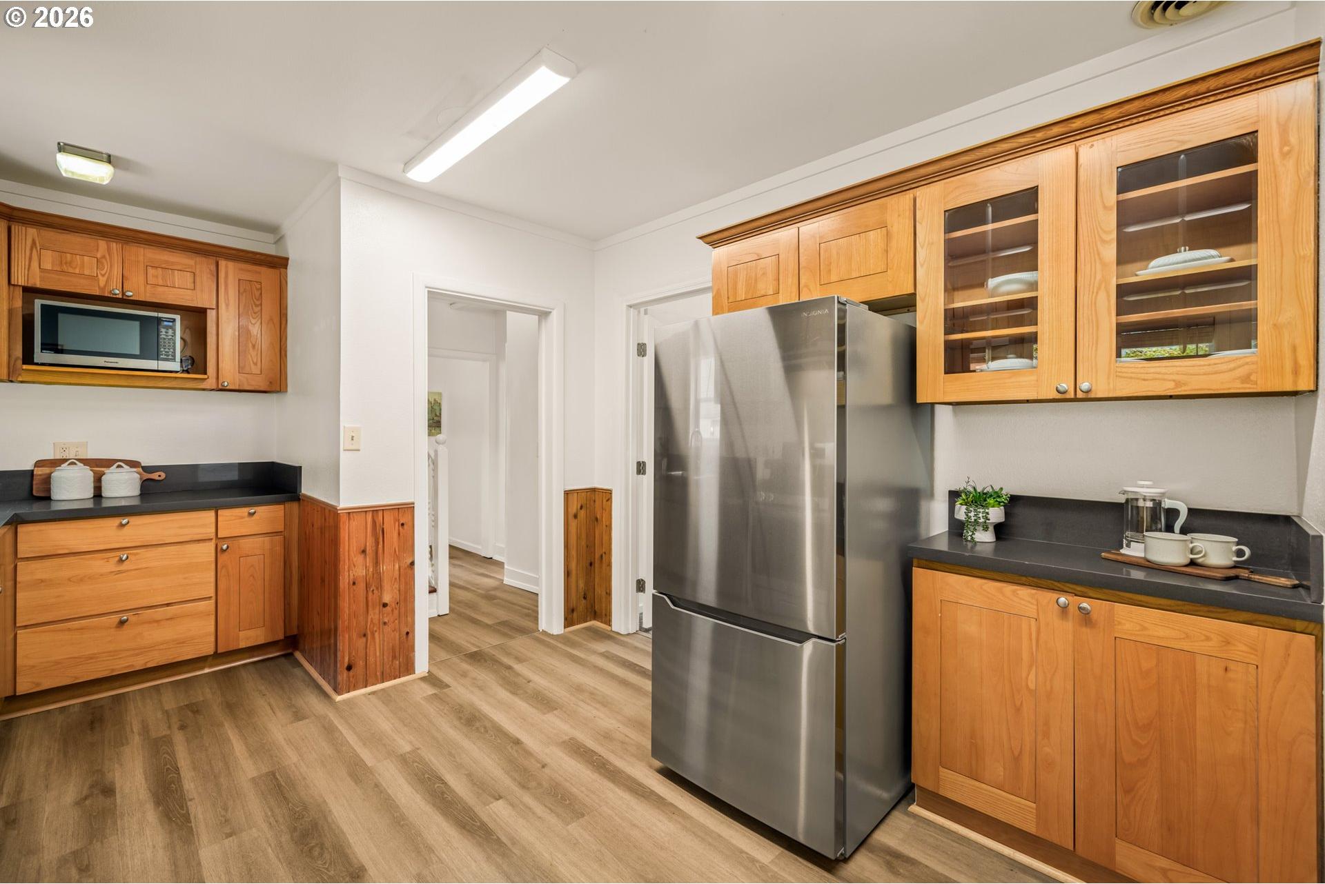 653 Southwest Sherman Street Portland, OR 97201 - Photo 12 of 39 Gallery Image 12