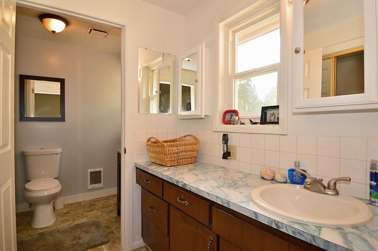 27305 North Short Road Deer Park, WA 99006 - Photo 15 of 20 Gallery Image 15