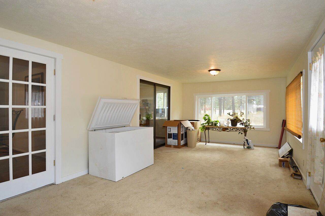 27305 North Short Road Deer Park, WA 99006 - Photo 18 of 20 Gallery Image 18