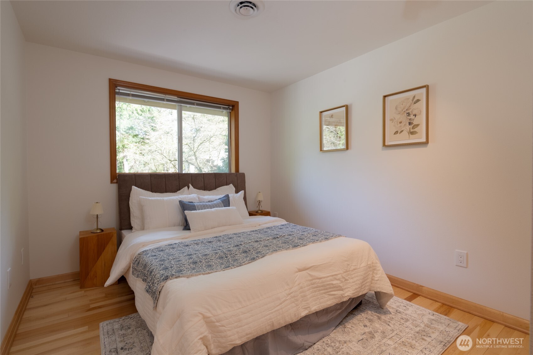 8608 Main Street Edmonds, WA 98026 - Photo 13 of 36