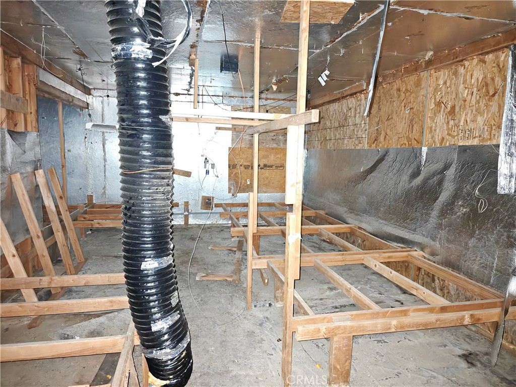 31576 Emerald Road Lucerne Valley, CA 92356 - Photo 31 of 51 a view of roof deck