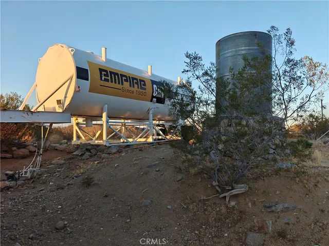 a side view of a wooden house
