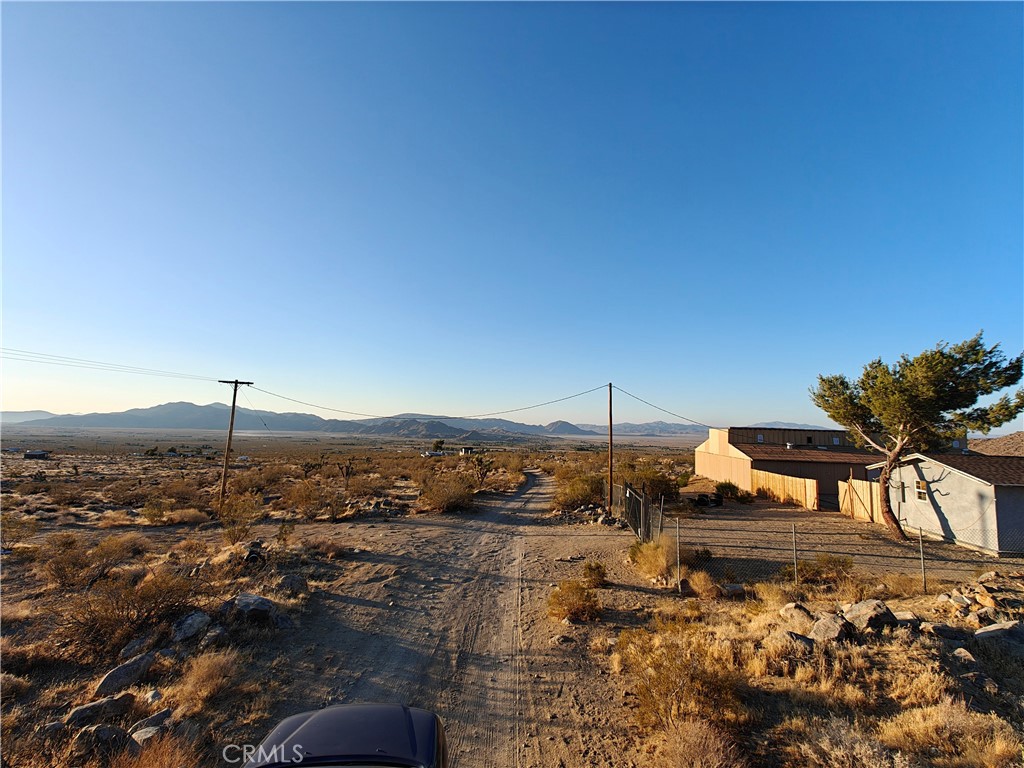31576 Emerald Road Lucerne Valley, CA 92356 - Photo 7 of 51