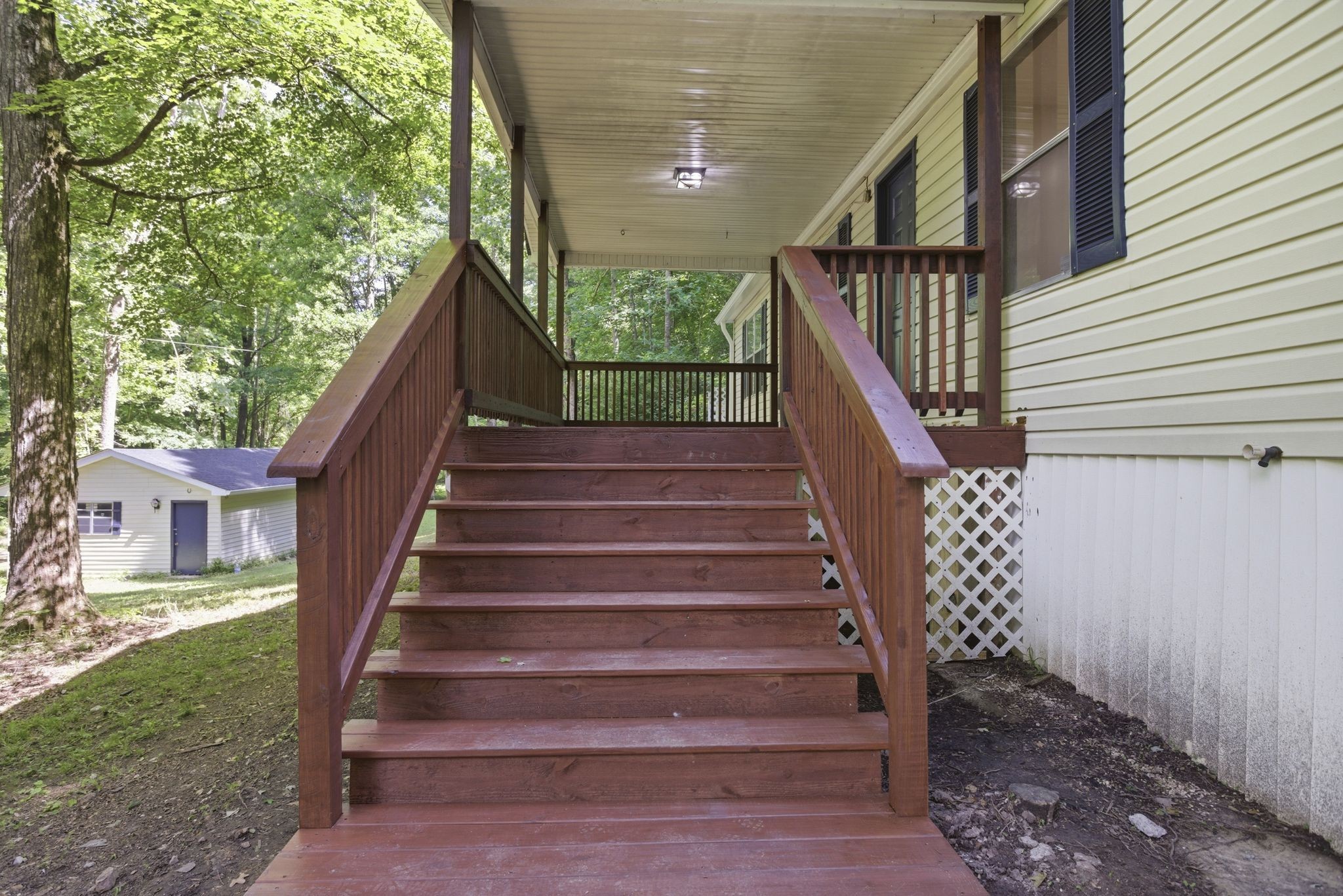 565 Clint Flowers Road McEwen, TN 37101 - Photo 4 of 51