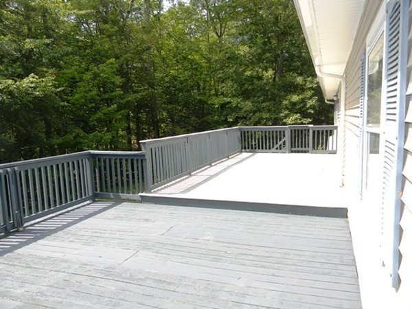 185 Athol Road Phillipston, MA 01331 - Photo 17 of 29 a view of balcony with small yard