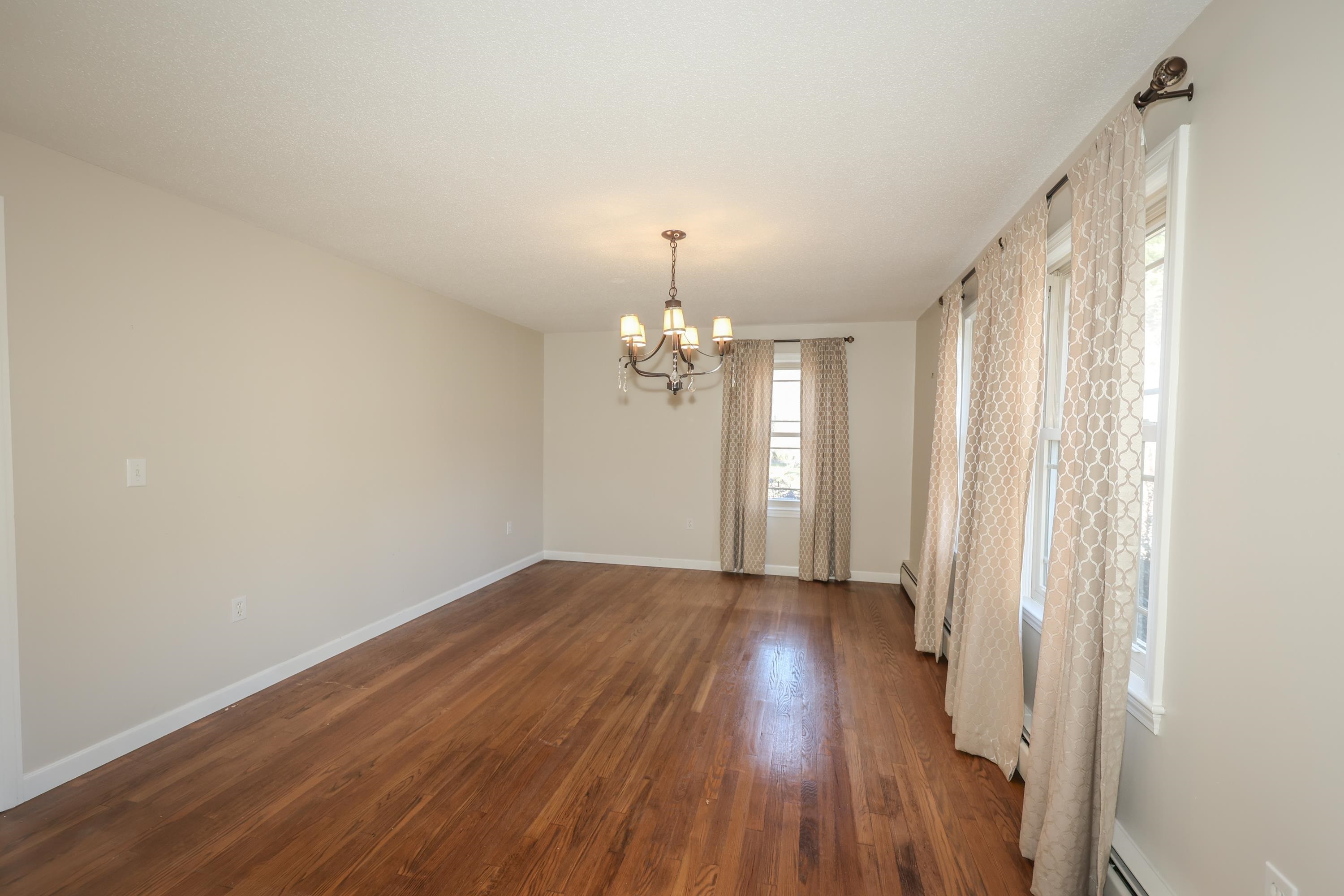 27 Juniper Drive Bedford, NH 03110 - Photo 12 of 40