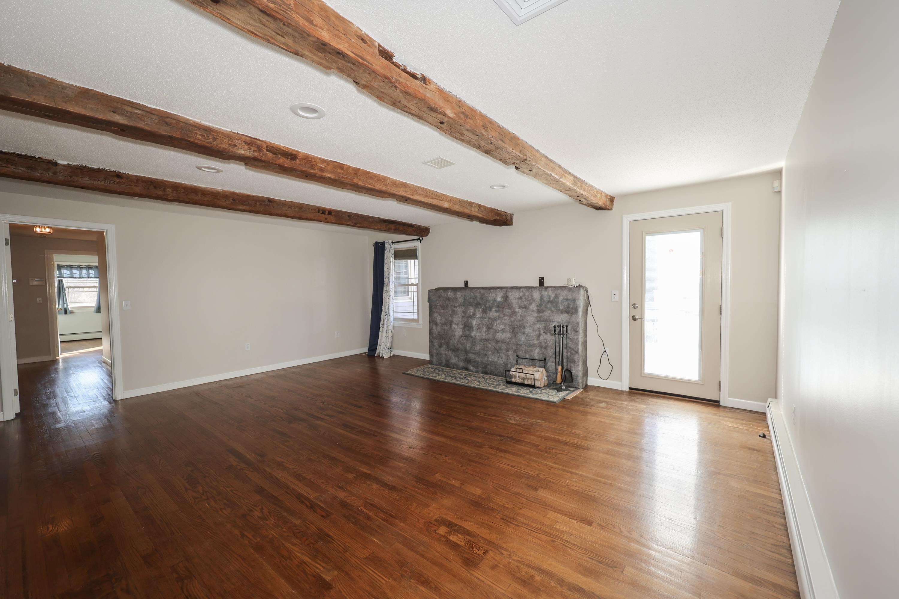 27 Juniper Drive Bedford, NH 03110 - Photo 17 of 40