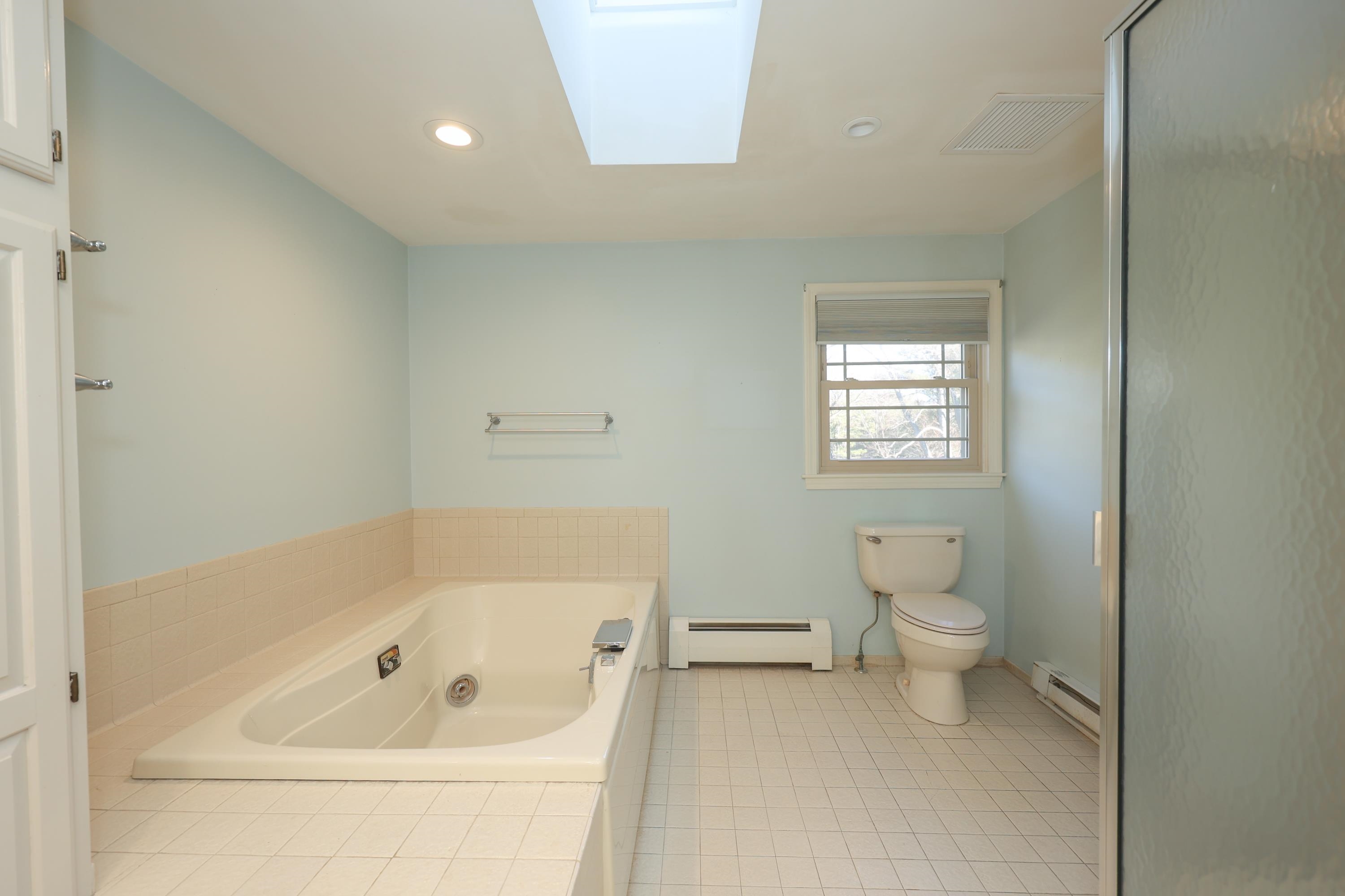 27 Juniper Drive Bedford, NH 03110 - Photo 27 of 40