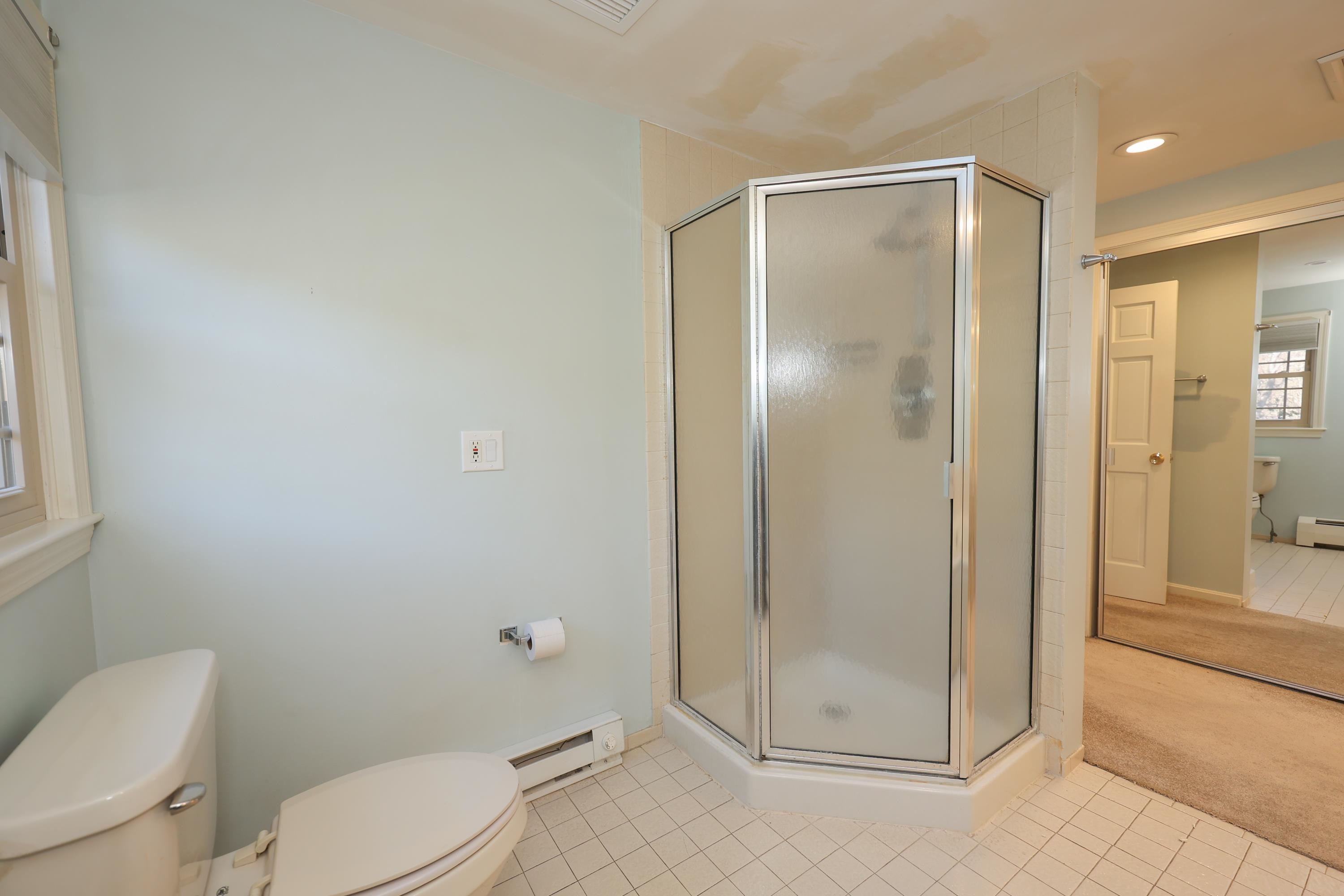 27 Juniper Drive Bedford, NH 03110 - Photo 29 of 40