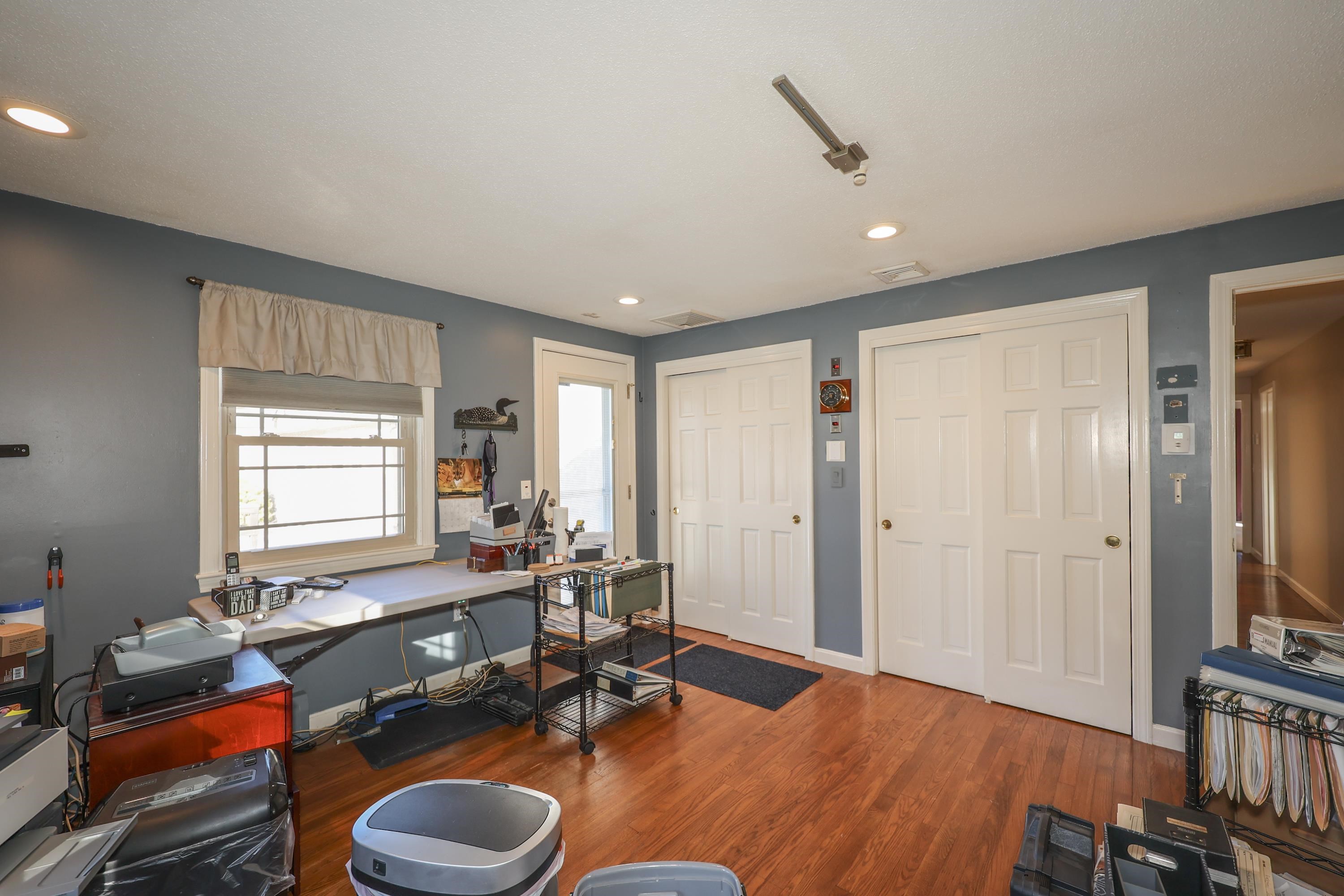 27 Juniper Drive Bedford, NH 03110 - Photo 35 of 40