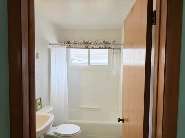 $189,900 | 3311 Whistle Lane, Two Rivers, WI 54241