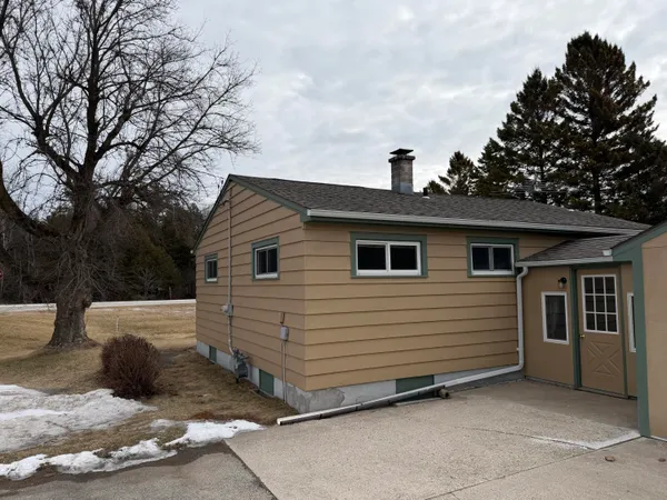 $189,900 | 3311 Whistle Lane, Two Rivers, WI 54241