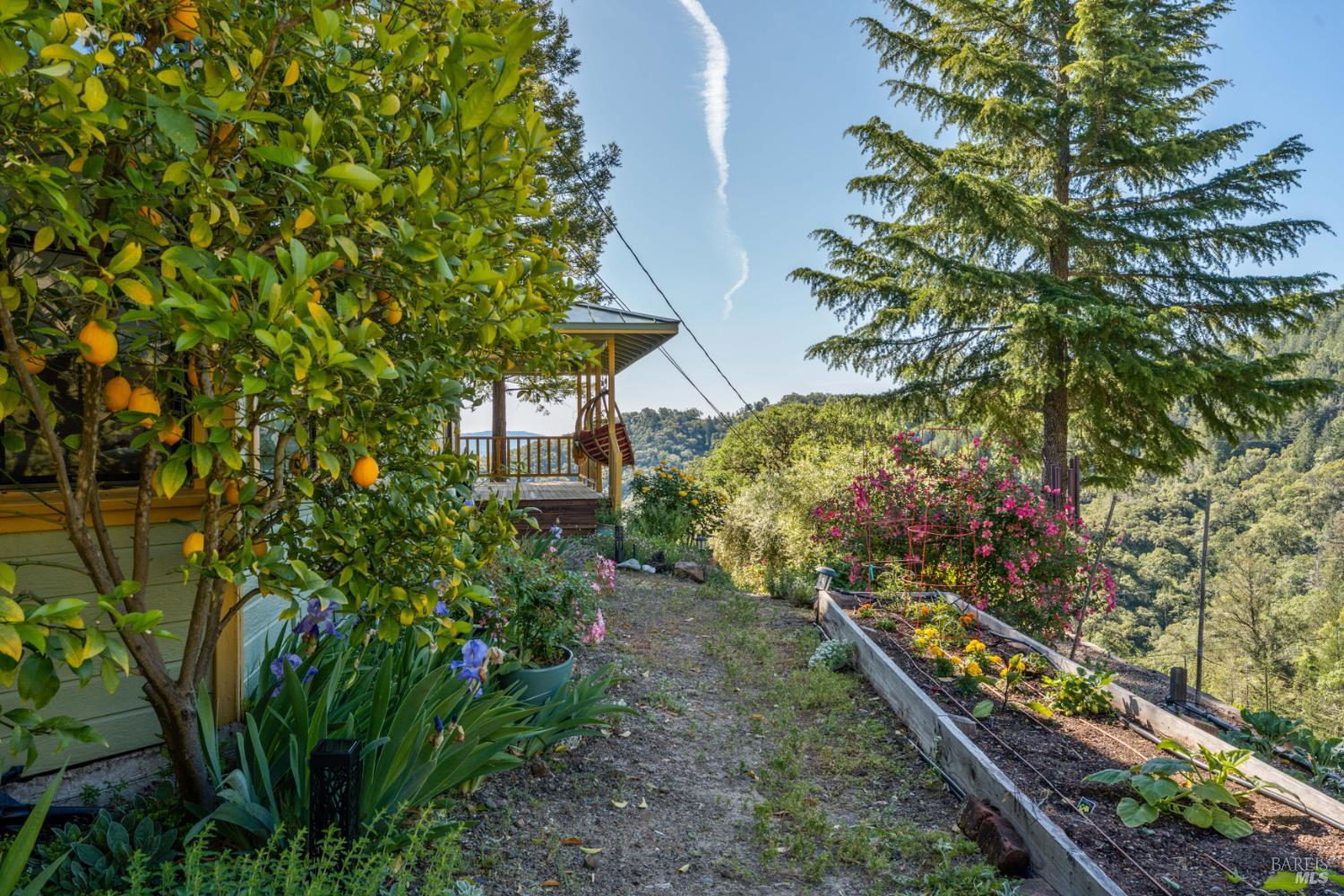 1455 Oak Knoll Road Ukiah, CA 95482 - Photo 48 of 54