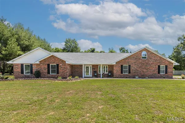 $324,000 | 106 Heather Street, Bertrand, MO 63823