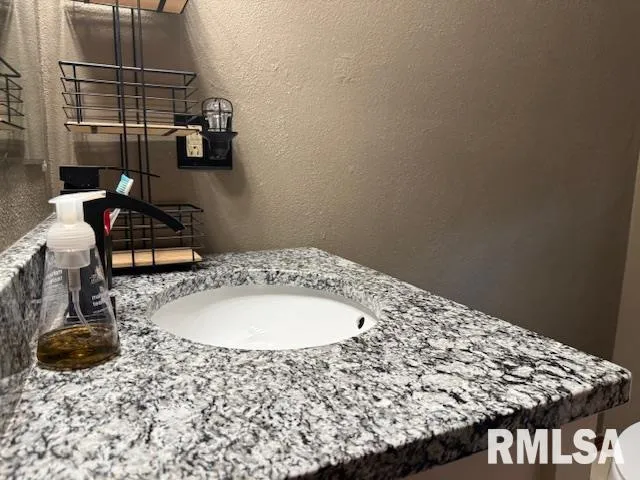 $165,000 | 601 Marteeny Street, Mount Vernon, IL 62864