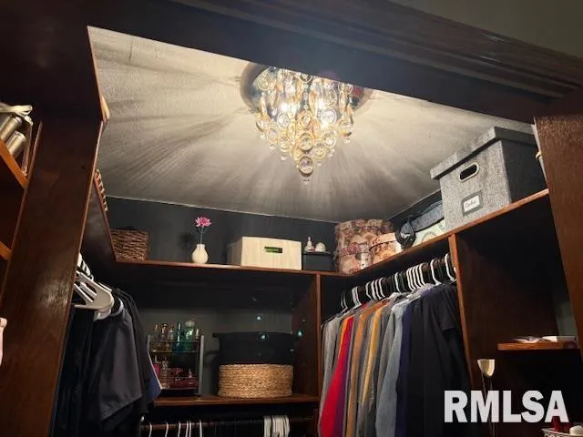 $165,000 | 601 Marteeny Street, Mount Vernon, IL 62864