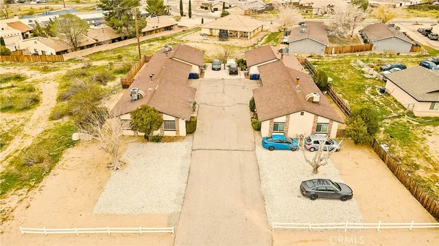 a view of en suite bathroom