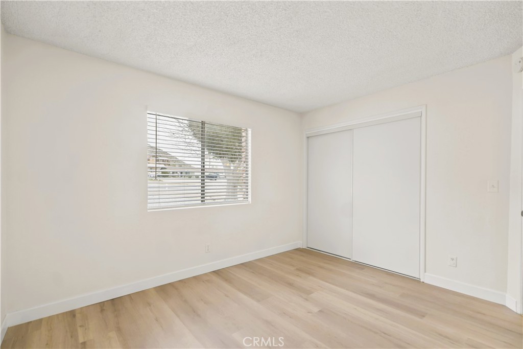 20209 Otoe Road Apple Valley, CA 92307 - Photo 28 of 32 an empty room with a window
