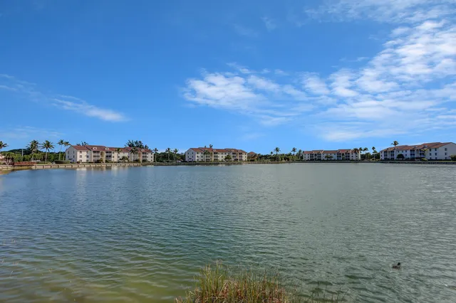 $3,800 | 4468 Northeast Ocean Boulevard, Unit D2, Jensen Beach, FL 34957