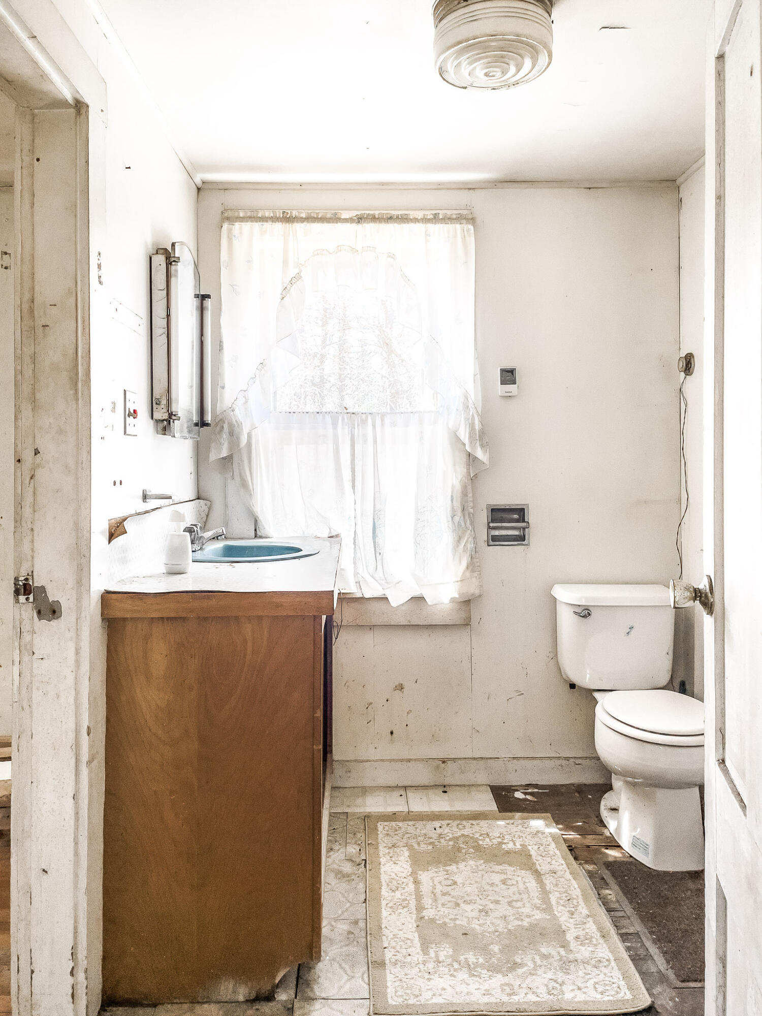 96 Chick Hill Road Clifton, ME 04428 - Photo 31 of 50 Bathroom