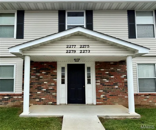 $146,900 | 2279 Highland Hill Drive, Unit H, St. Peters, MO 63376