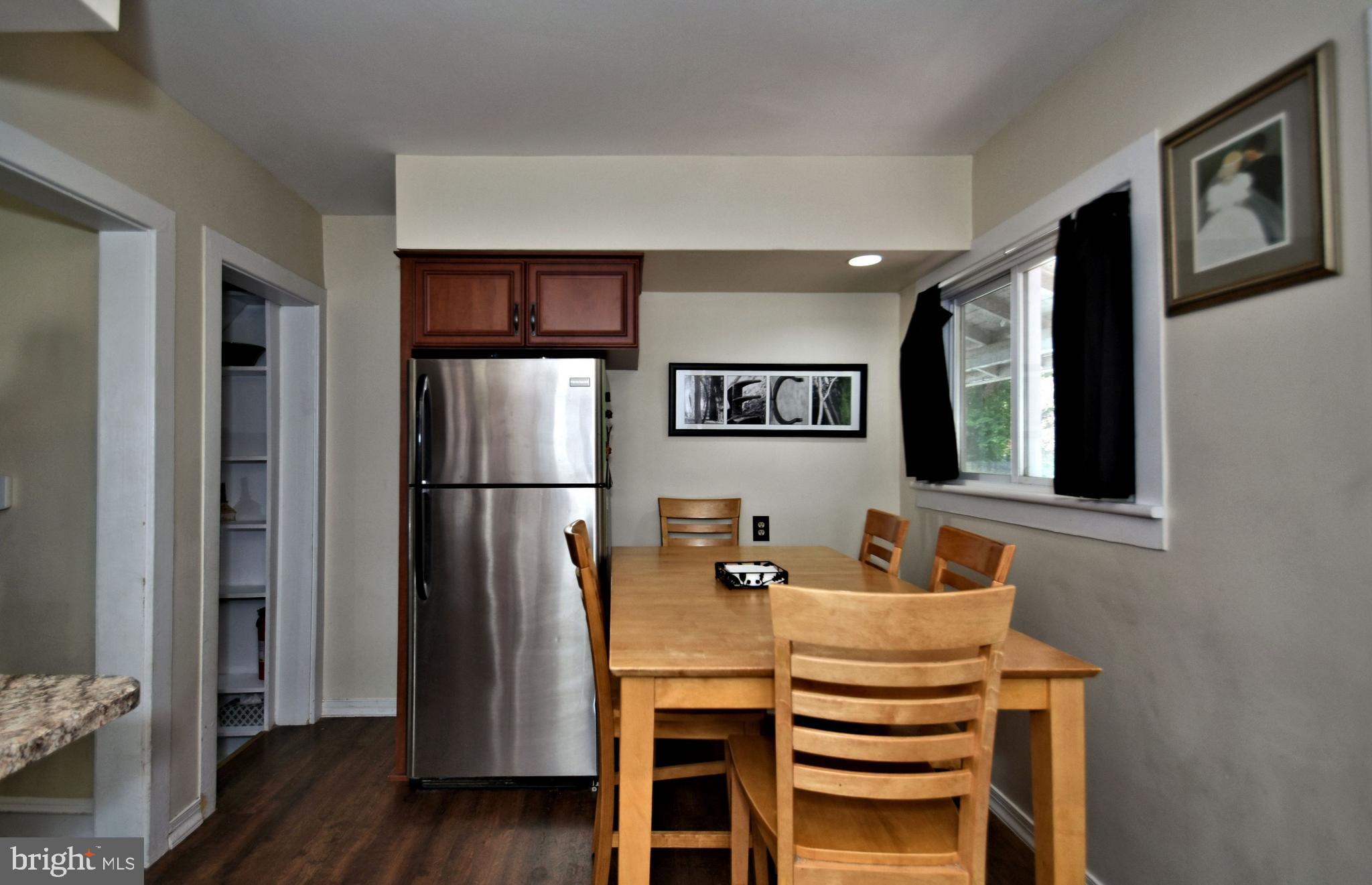 331 Oak Road Glenside, PA 19038 - Photo 4 of 25 Gallery Image 4