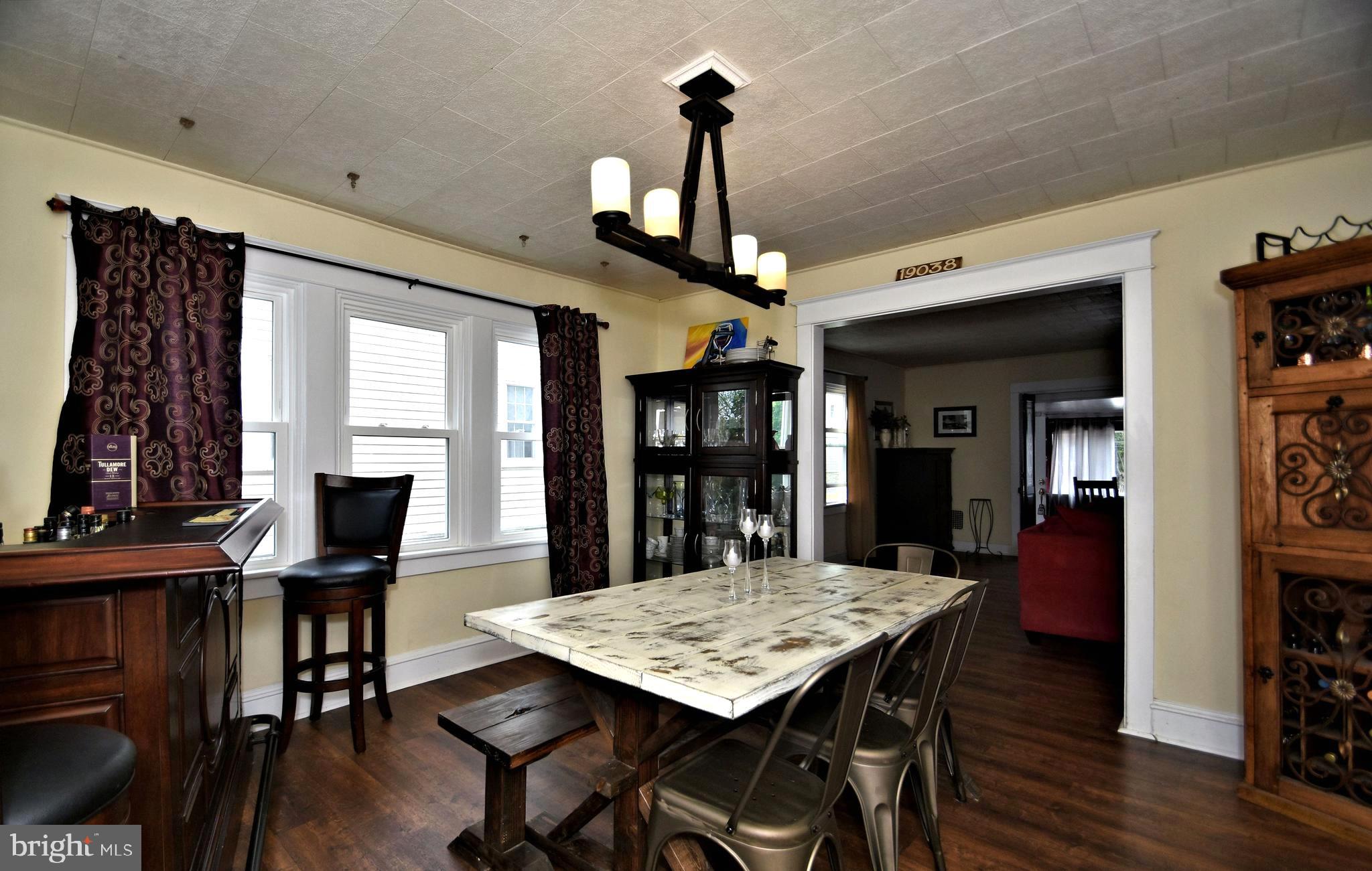 331 Oak Road Glenside, PA 19038 - Photo 8 of 25 Gallery Image 8