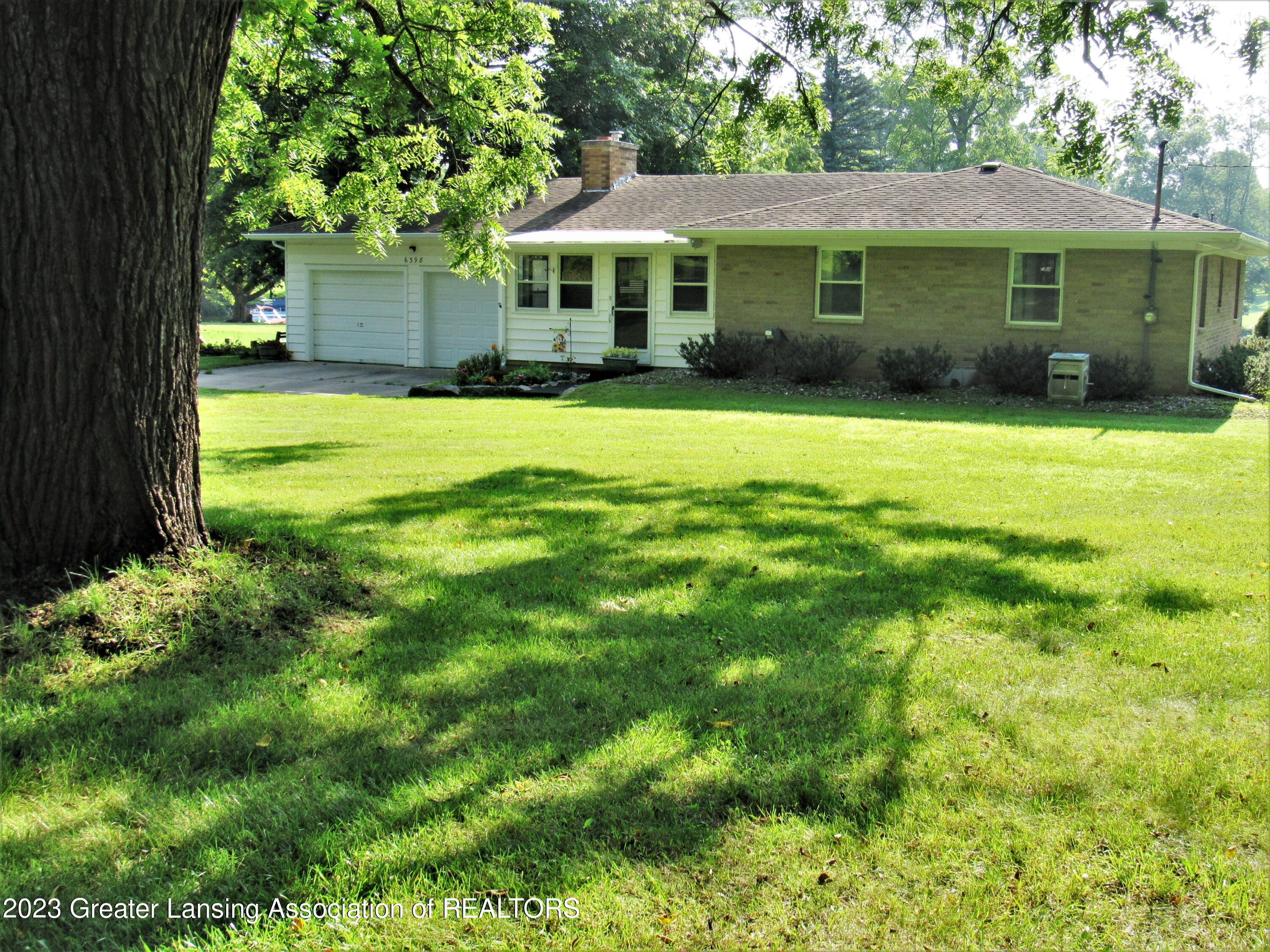 6398 Valley Trail Dimondale, MI 48821 - Photo 2 of 38 View 2 exterior