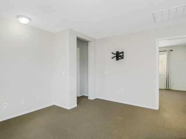 $1,075,000 | 460 Chardonnay Court, San Marcos, CA 92069