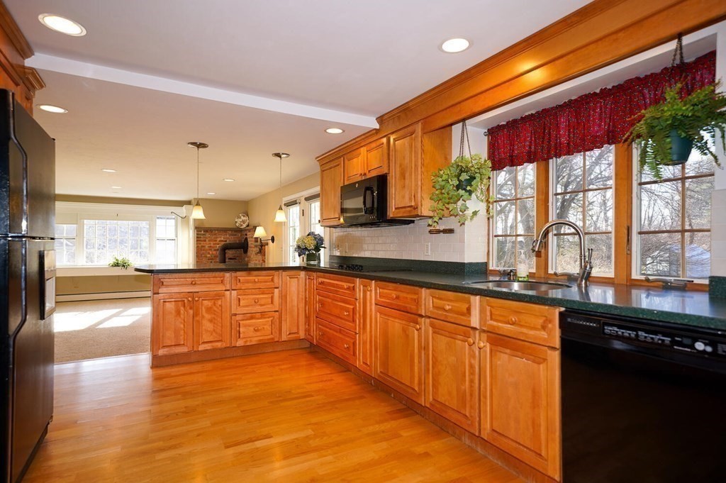 5 Heard Road Wayland, MA 01778 - Photo 25 of 41 Gallery Image 25
