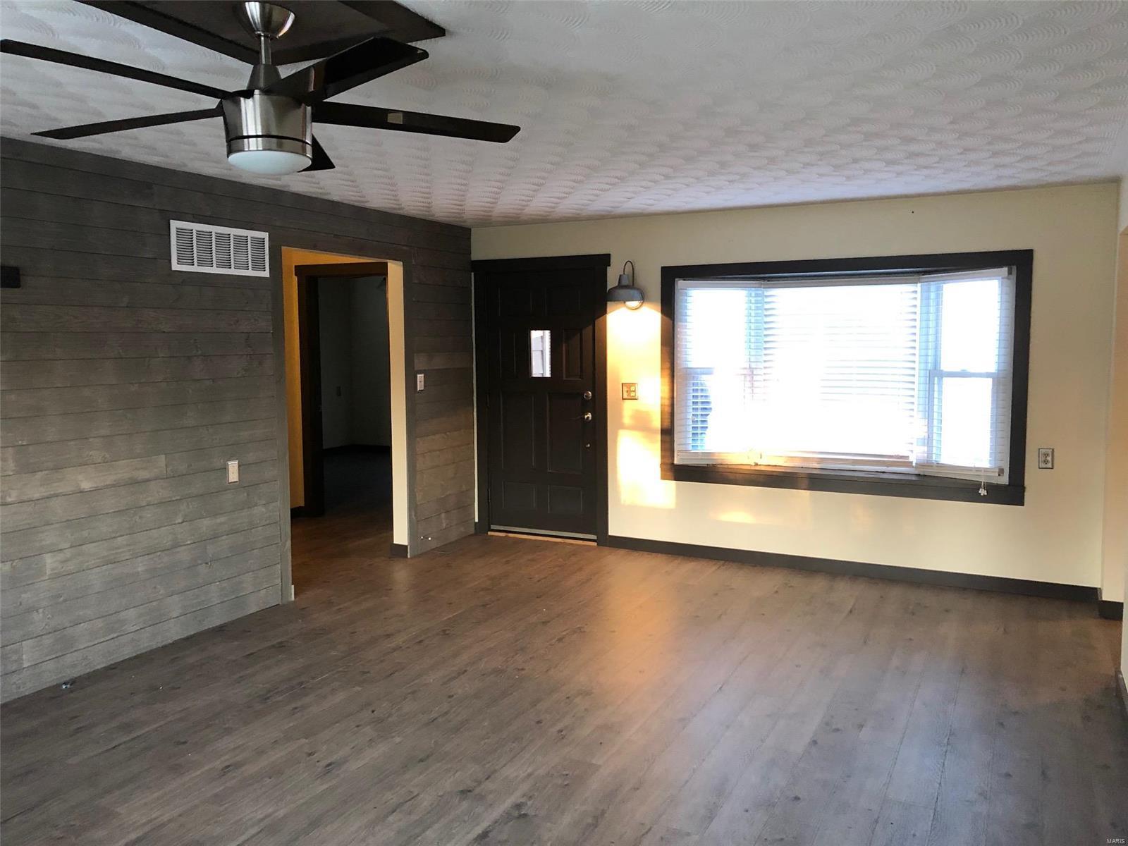 14026 Pocahontas Road Pocahontas, IL 62275 - Photo 11 of 23 Gallery Image 11
