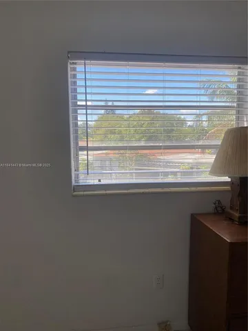 $1,550 | 15600 Northeast 6th Avenue, Unit 29A, Miami, FL 33162