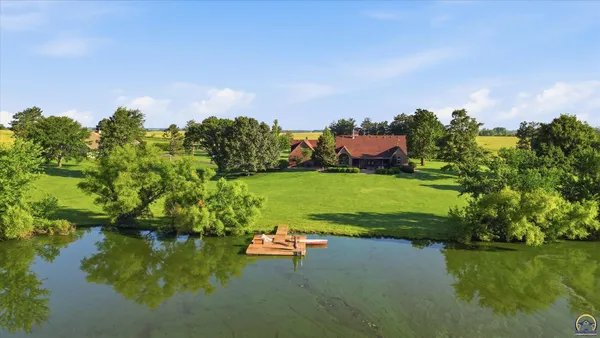 $1,099,000 | 10047 Southwest 101st Street, Auburn, KS 66402
