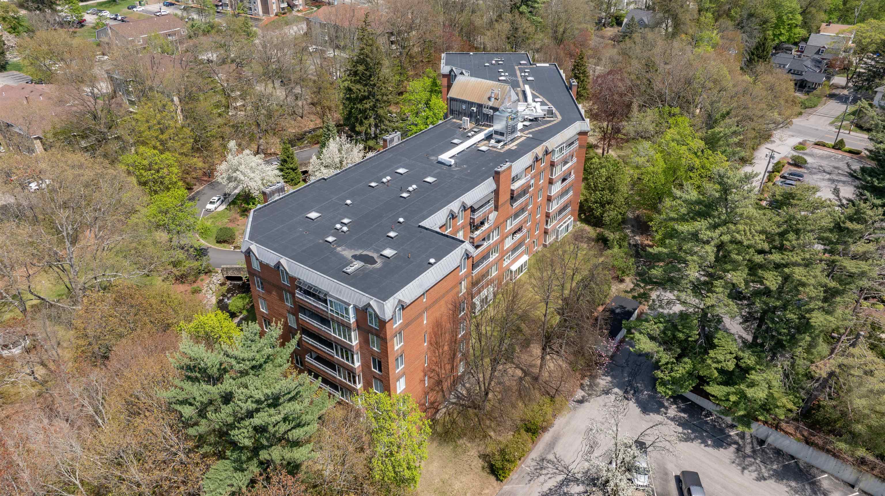 300 River Road, Unit 501 Manchester, NH 03104 - Photo 58 of 59
