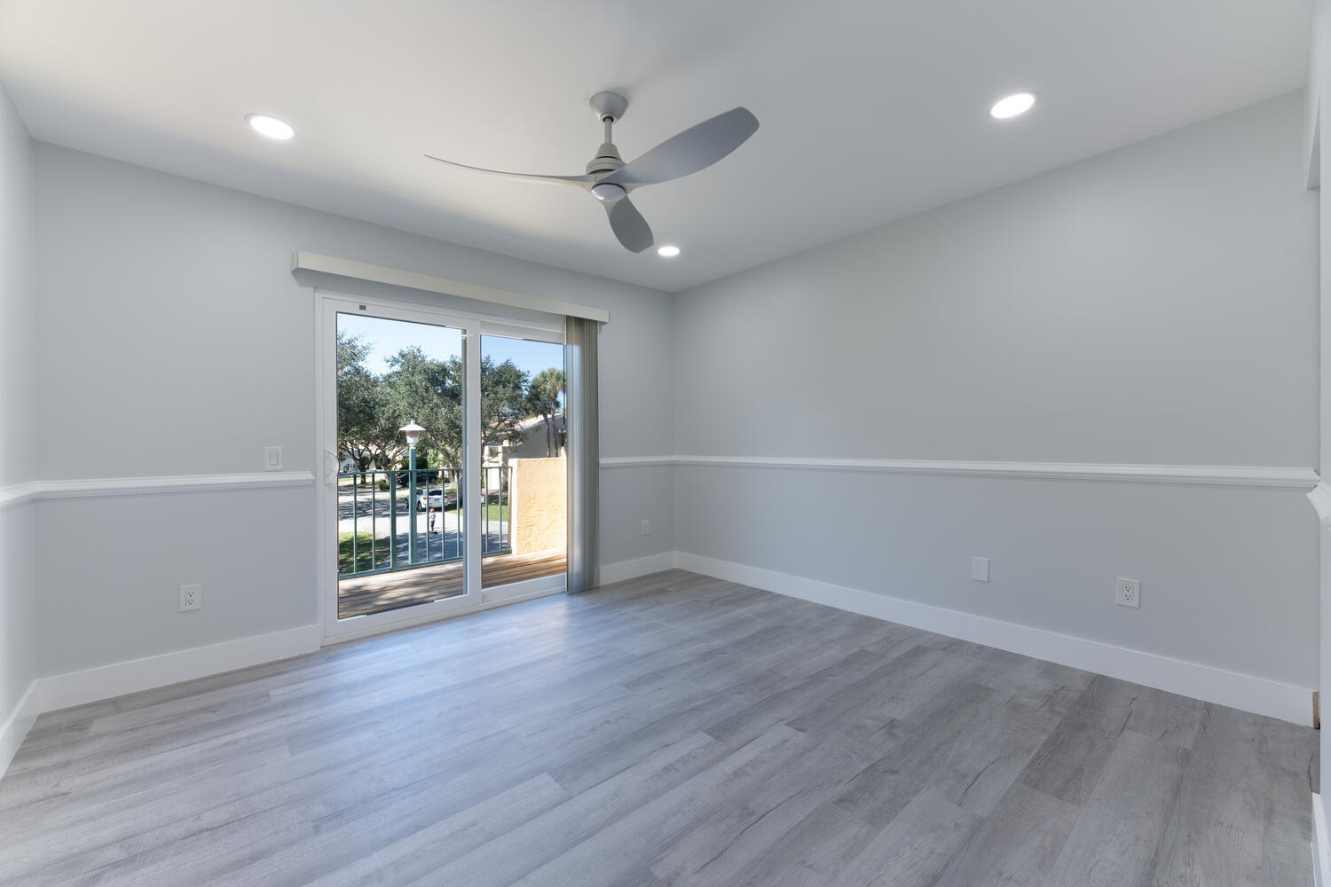 20990 Estada Lane Boca Raton, FL 33433 - Photo 14 of 29 20990 Estada Ln Boca Raton FL-large-016-