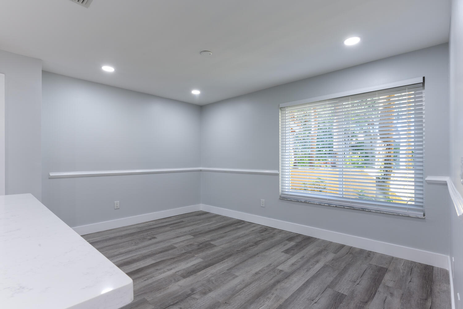 20990 Estada Lane Boca Raton, FL 33433 - Photo 6 of 29 20990 Estada Ln Boca Raton FL-large-023-