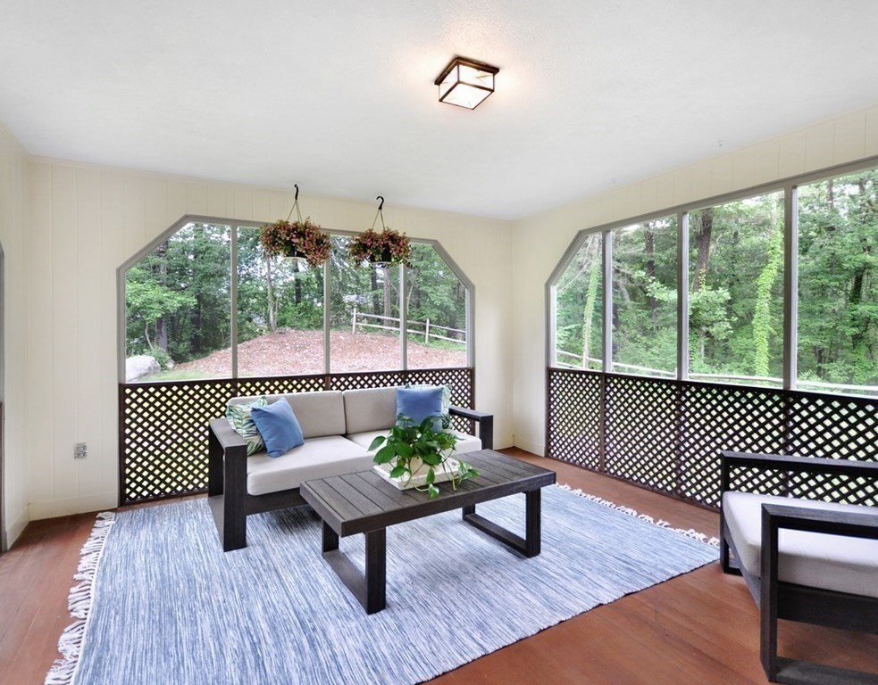 309 Lindsay Pond Road Concord, MA 01742 - Photo 18 of 38 Gallery Image 18
