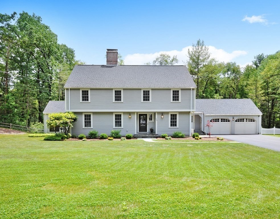 309 Lindsay Pond Road Concord, MA 01742 - Photo 2 of 38 Gallery Image 2